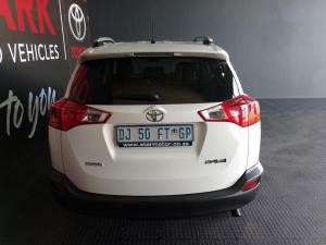 Toyota RAV4 2.0 GX - Image 5