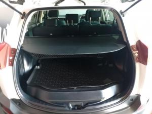 Toyota RAV4 2.0 GX - Image 6