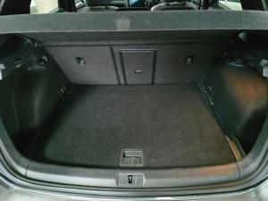 Volkswagen Golf GTI - Image 6
