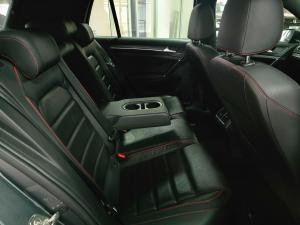 Volkswagen Golf GTI - Image 8