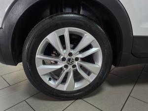 Volkswagen T-Cross 1.0TSI Life - Image 5