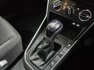 Volkswagen Polo hatch 1.0TSI Life auto - Image 9
