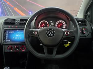 Volkswagen Polo Vivo hatch 1.4 Life - Image 6