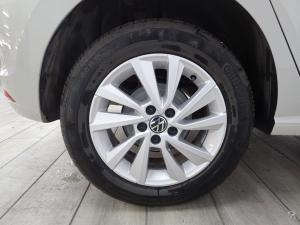 Volkswagen Polo Vivo hatch 1.4 Life - Image 4