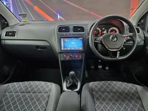 Volkswagen Polo Vivo hatch 1.6 Style - Image 13