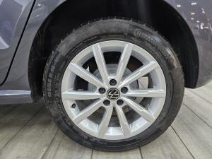 Volkswagen Polo Vivo hatch 1.6 Style - Image 5