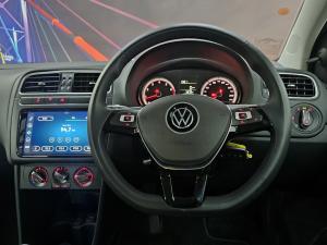 Volkswagen Polo Vivo hatch 1.6 Style - Image 7