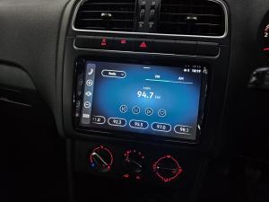Volkswagen Polo Vivo hatch 1.6 Style - Image 8