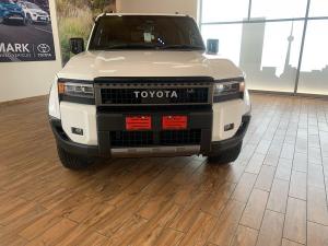 Toyota Land Cruiser Prado 2.8GD VX-R - Image 2