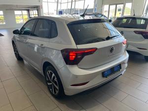 Volkswagen Polo hatch 1.0TSI Life auto - Image 10
