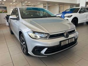 Volkswagen Polo hatch 1.0TSI Life auto - Image 18