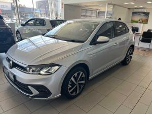 Volkswagen Polo hatch 1.0TSI Life auto - Image 23