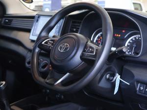 Toyota Rumion 1.5 SX manual - Image 16