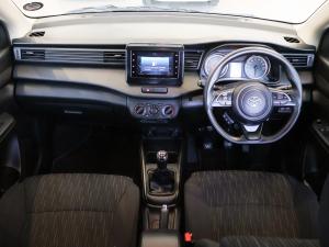 Toyota Rumion 1.5 SX manual - Image 18