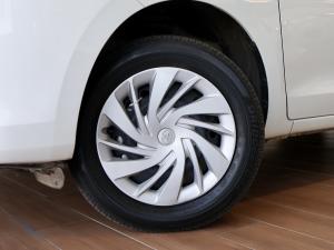 Toyota Rumion 1.5 SX manual - Image 5