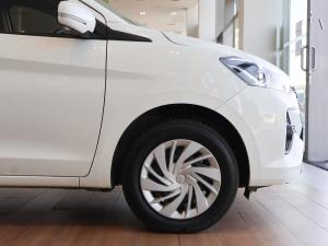 Toyota Rumion 1.5 SX manual - Image 6