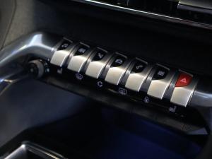 Peugeot 3008 1.6T Allure - Image 13