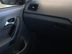 Volkswagen Polo Vivo hatch 1.6 Life - Image 21