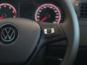 Volkswagen Polo Vivo hatch 1.6 Life - Image 25
