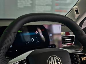 MG HS 1.5T Luxury - Image 9
