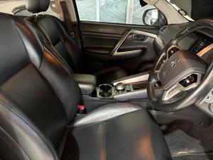 Mitsubishi Pajero Sport 2.4DI-D 4x4 - Image 6