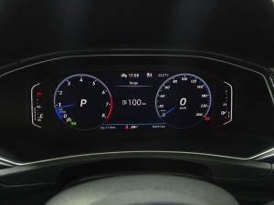 Volkswagen T-Roc 2.0TSI 140kW 4Motion R-Line - Image 21