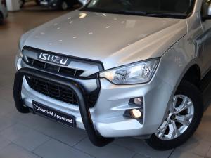 Isuzu D-Max 1.9TD Extended cab LS auto - Image 2
