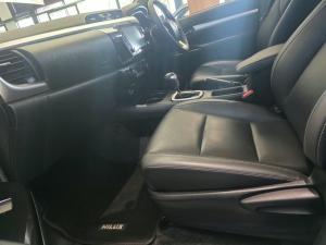 Toyota Hilux 2.8GD-6 double cab Raider auto - Image 11