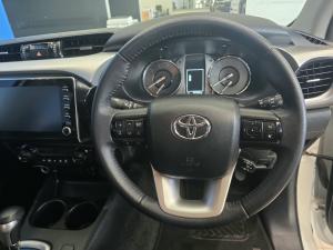 Toyota Hilux 2.8GD-6 double cab Raider auto - Image 17