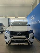 Toyota Hilux 2.8GD-6 double cab Raider auto - Image 3