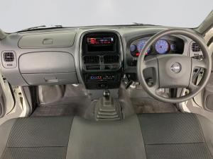 Nissan Hardbody NP300 2.0i LWBS/C - Image 16