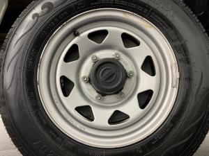 Nissan Hardbody NP300 2.0i LWBS/C - Image 20