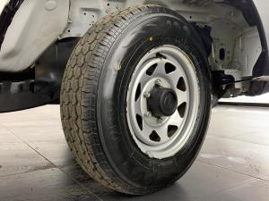 Nissan Hardbody NP300 2.0i LWBS/C - Image 9
