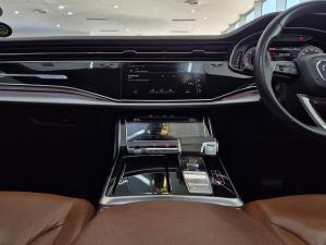 Audi Q8 45TDI quattro - Image 10