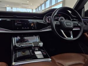 Audi Q8 45TDI quattro - Image 12