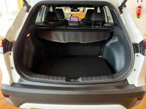 Toyota Corolla Cross 1.8 HEV XR - Image 11