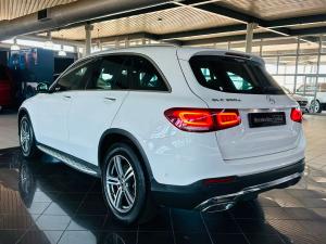 Mercedes-Benz GLC GLC300d 4Matic - Image 12