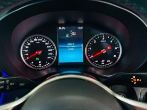 Mercedes-Benz GLC GLC300d 4Matic - Image 7