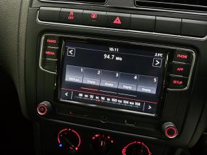 Volkswagen Polo Vivo hatch 1.4 Comfortline - Image 7