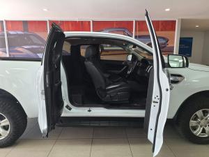 Ford Ranger 3.2TDCi SuperCab 4x4 XLT auto - Image 10