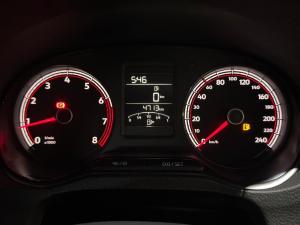 Volkswagen Polo Vivo hatch 1.4 Life - Image 9