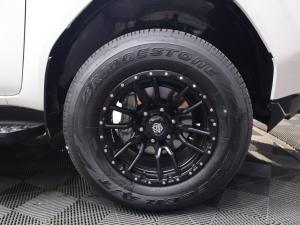 Toyota Hilux 2.8GD-6 double cab SRX - Image 13