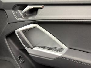 Audi Q3 35TDI Black Edition - Image 10