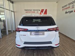 Toyota Fortuner 2.4GD-6 auto - Image 5