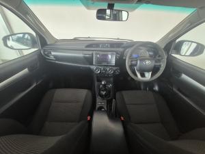 Toyota Hilux 2.4GD-6 4x4 SRX - Image 6