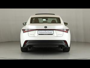 Lexus IS 300h SE - Image 5