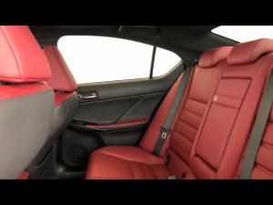 Lexus IS 300h SE - Image 11