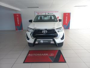Toyota Hilux 2.4GD-6 single cab 4x4 Raider manual - Image 4