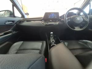 Toyota C-HR 1.2T Luxury - Image 6