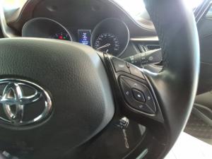 Toyota C-HR 1.2T Luxury - Image 10